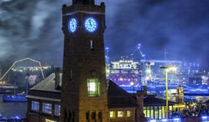 Silvester auf dem Schiff Hamburg