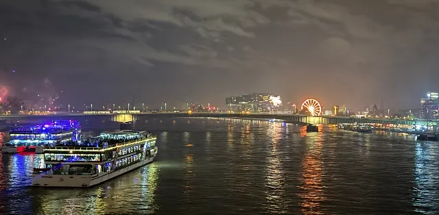 Silvester auf dem Schiff in Köln